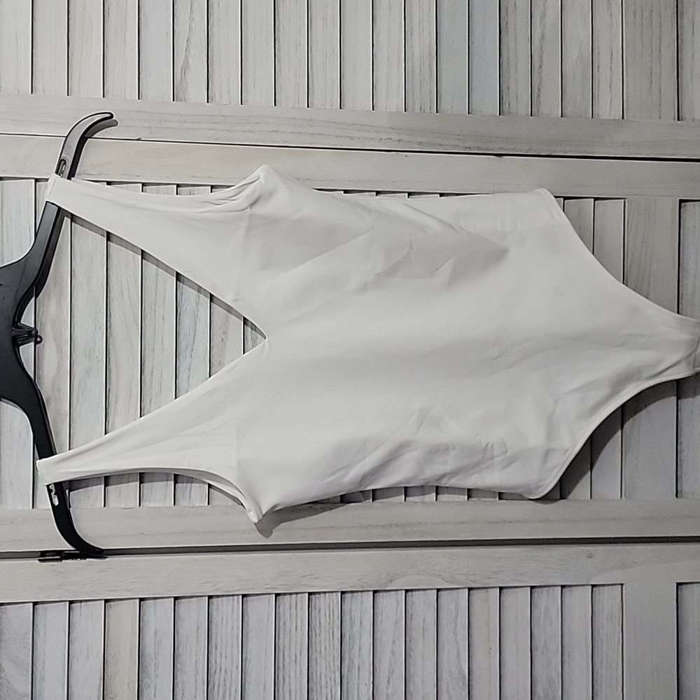 Elegant White V-neck Fully Lined Thong Bodysuit Top Size S